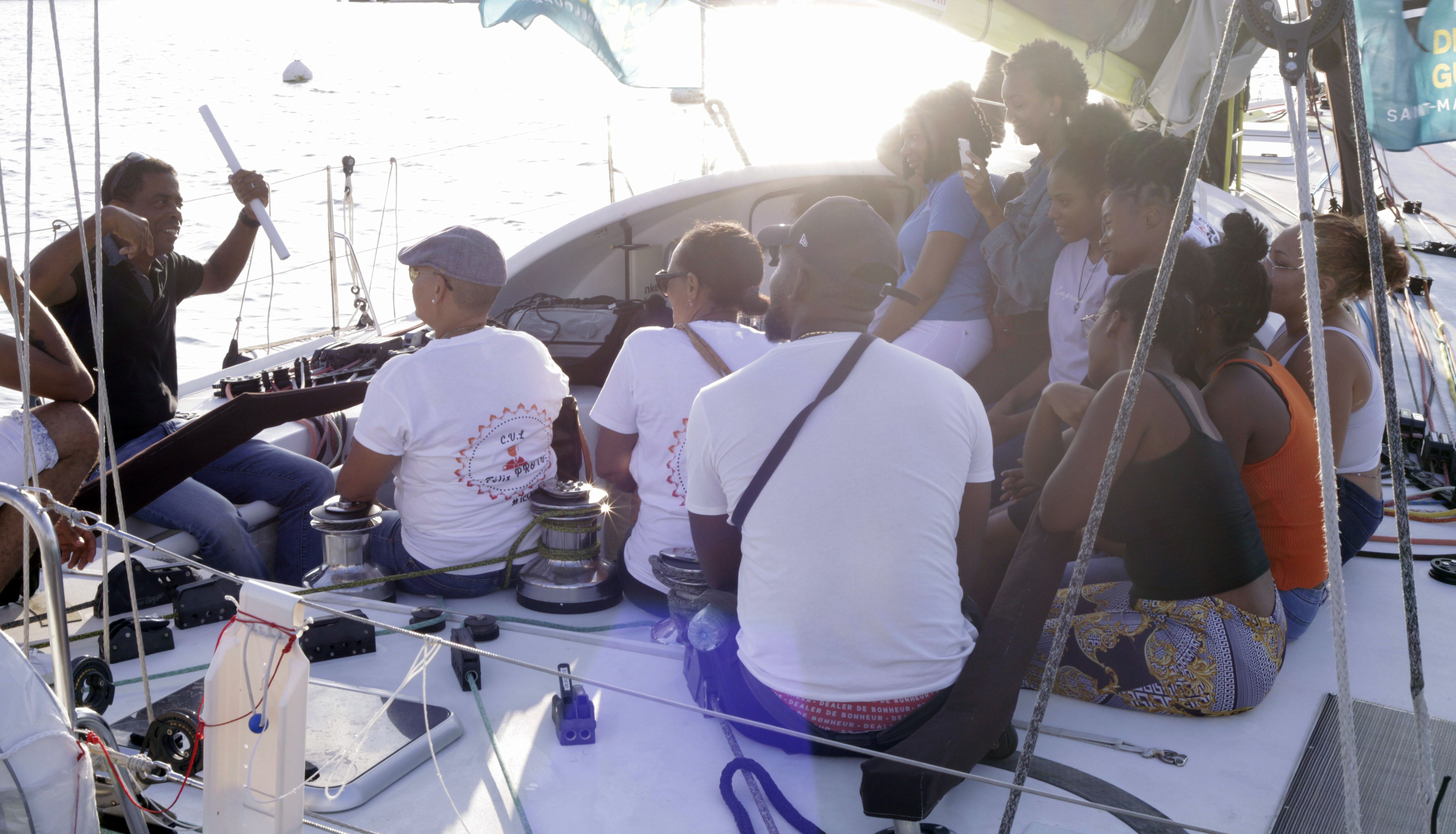 les communautés scolaires du LPO NGT de Port-Louis et du Lycée Félix PROTO