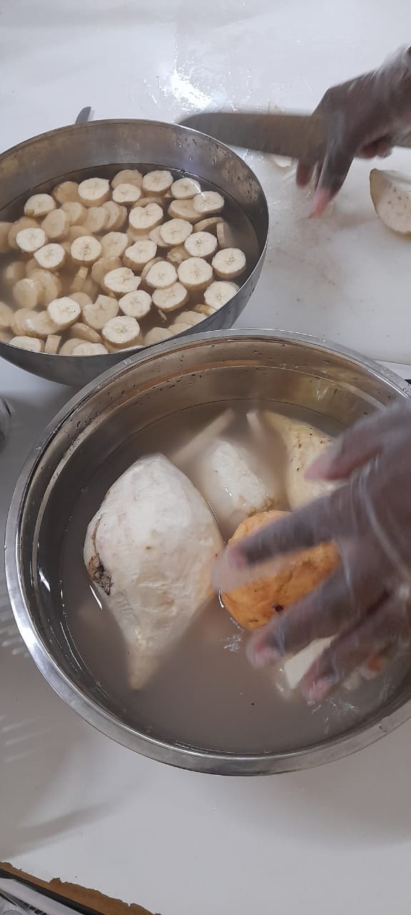 LATILYÉ FRIT PÉYI