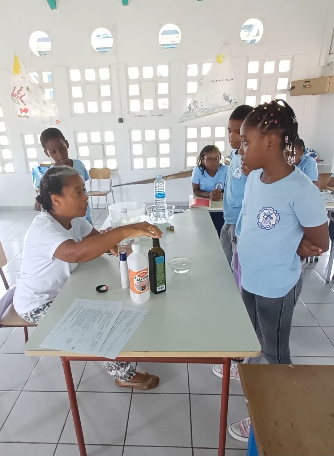 photo fête de la science avec les séniors 2