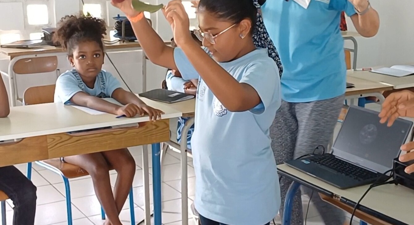 photo fête de la science avec les séniors 